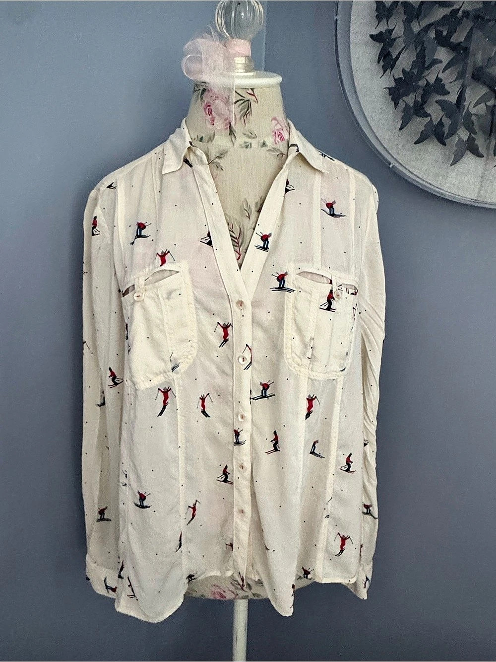 Anthropologie Maeve Ski Print Button Down Cream Blouse Size 6